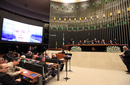 Deputados federais homenageiam Conselho Federal de Medicina em sessão solene 