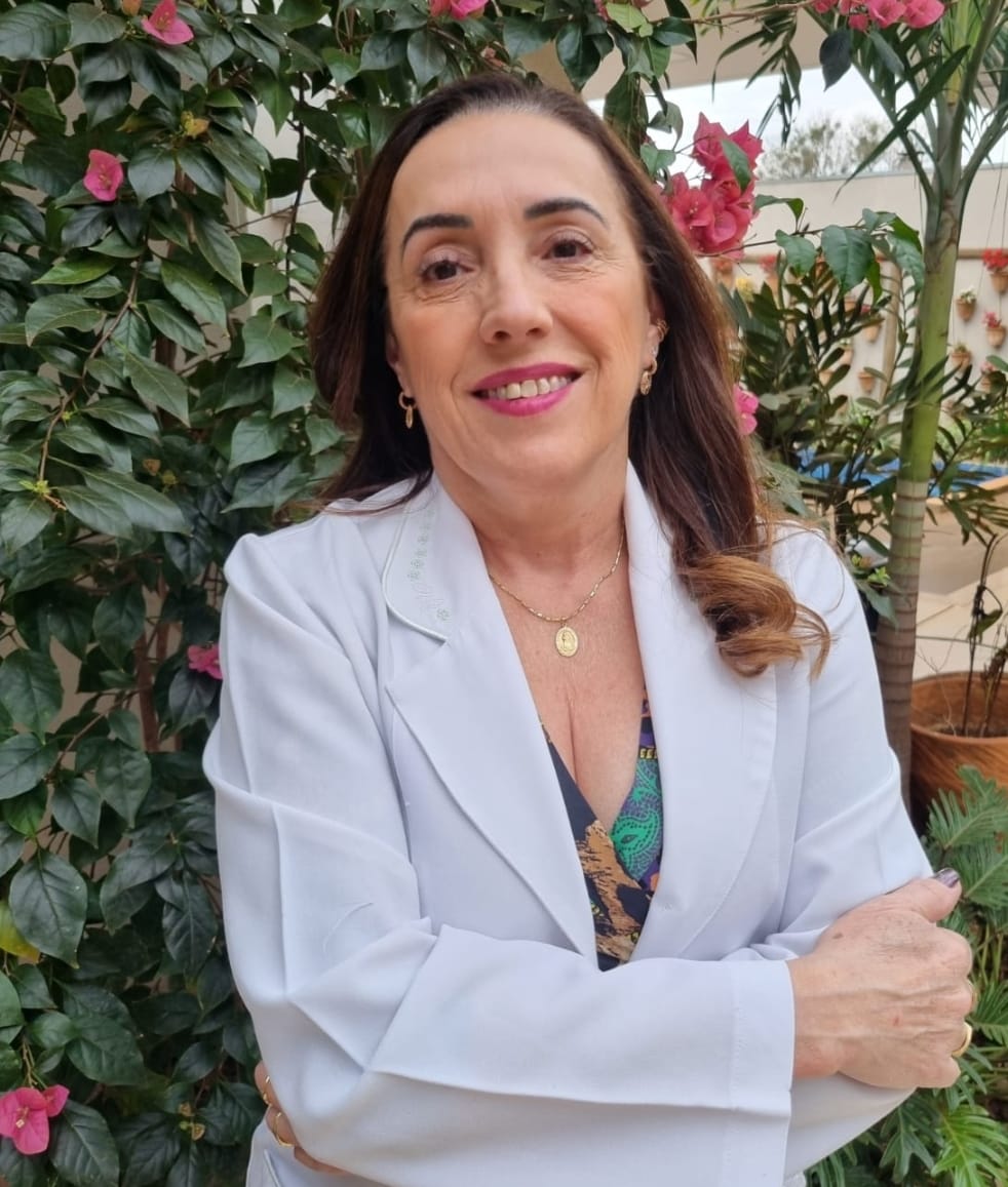 Carmen Lucia de Almeida Santos