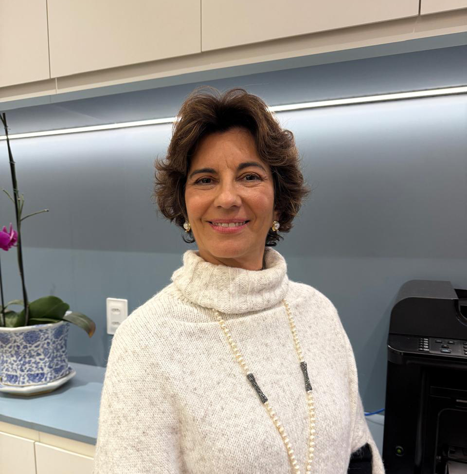 Ana Cristina Ribeiro Zollner