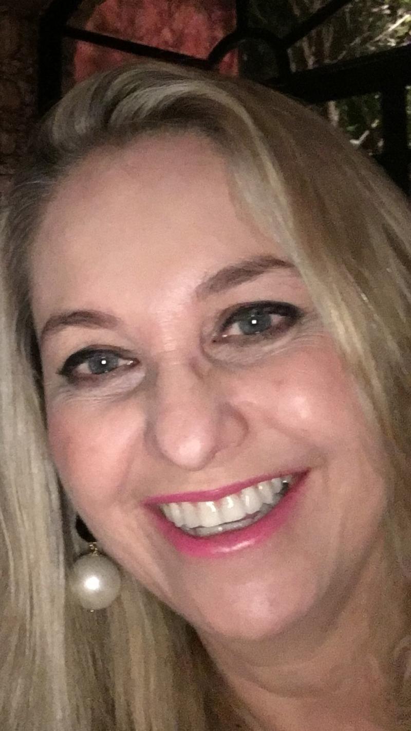 Helita Regina F. Cardoso de Azevedo