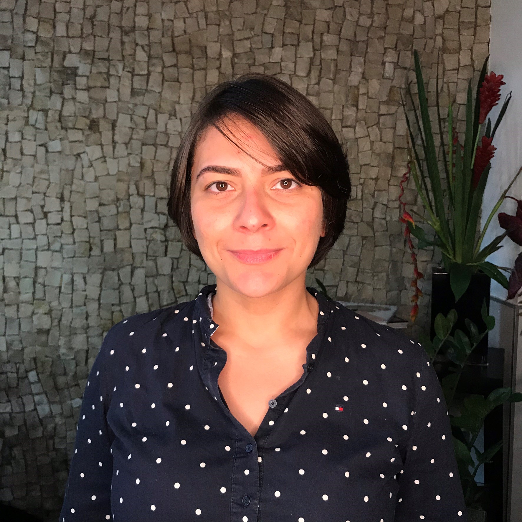 Cinara Carneiro Neves