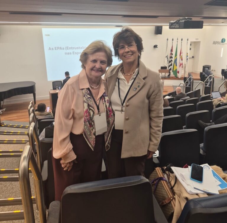 Diretoras da SBP participam de encontro da AMB sobre “EPAs nas Especialidades Médicas”