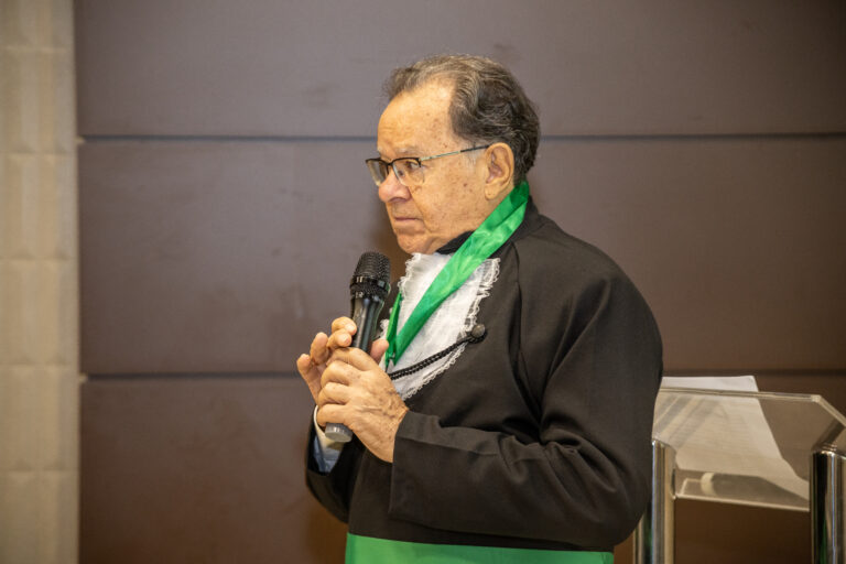 Em Vitória, Prof. Dr. Joel Alves Lamounier toma posse como acadêmico da ABP